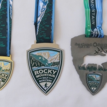 trail run marathon medal set