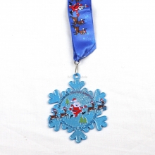 holiday shuffle 5k medal