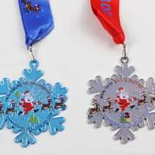 santa run holiday shuffle medal set