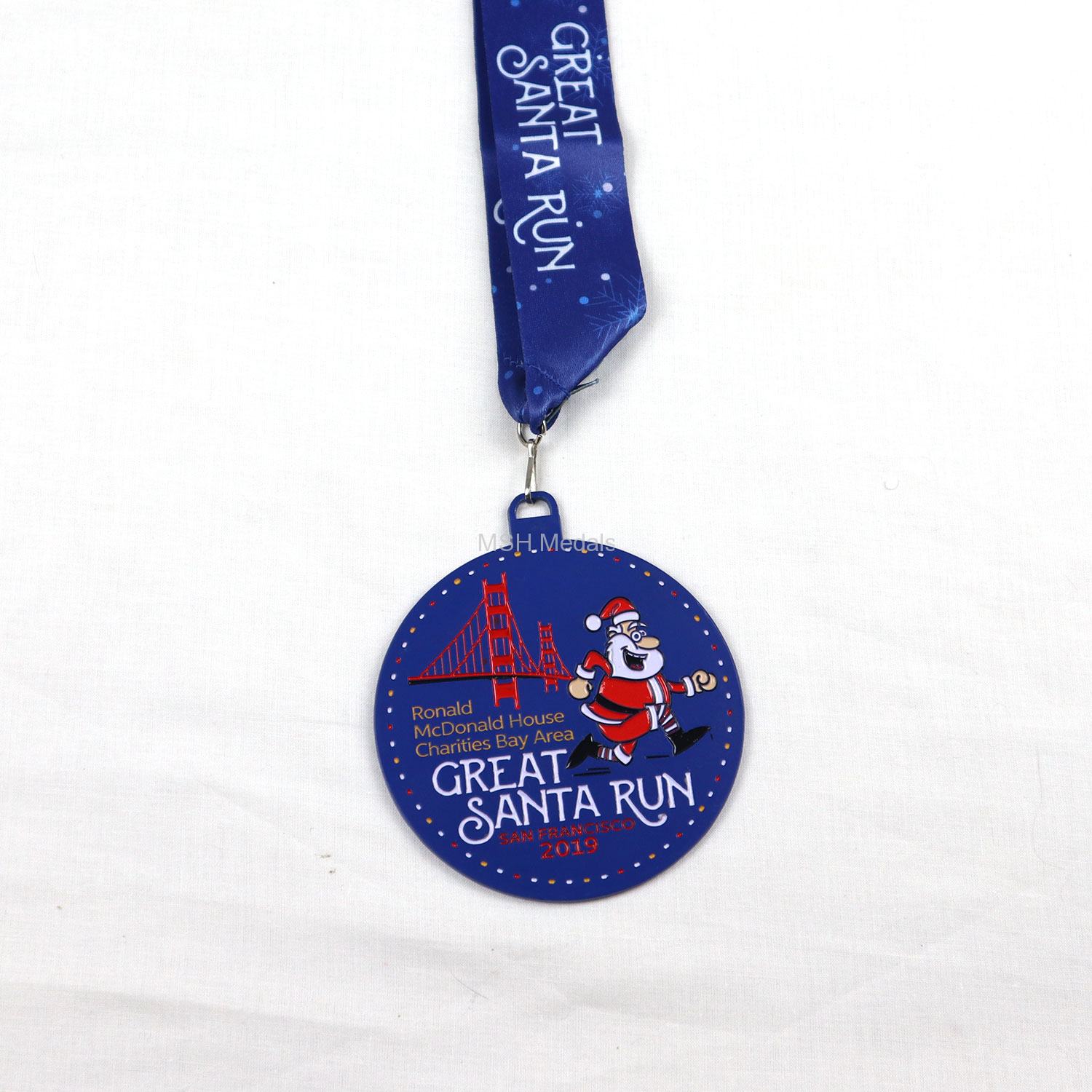 santa run 5k medal